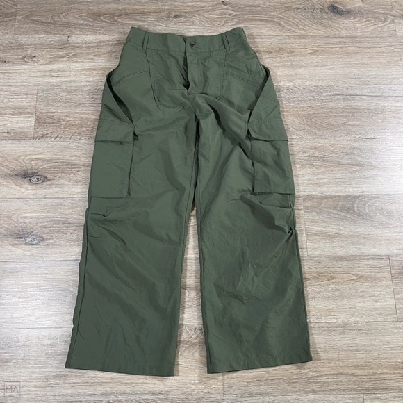 Halara Women's Pants‎ Mid Rise Cargo Wide Leg Casual Lightweight Size S Green - Picture 1 of 10